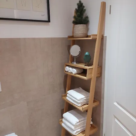 アパート Schneider