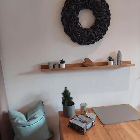 Schneider アパート レンネシュタット