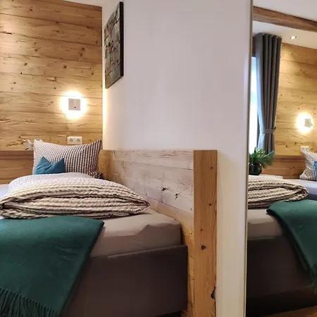 Schneider * レンネシュタット